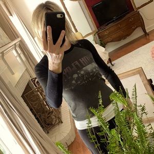 American Eagle, Pink Floyd shirt